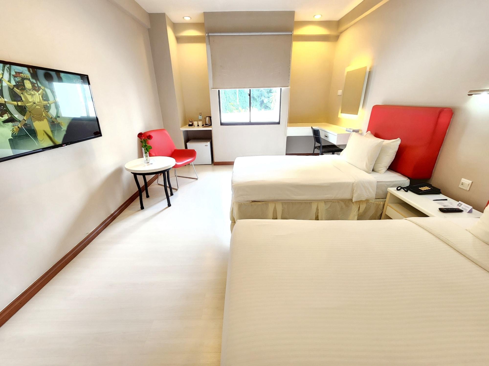Hotel The Palace Kota Kinabalu